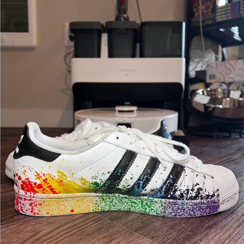 Men’s Adidas Superstar ‘Pride’ - Picture 5 of 7